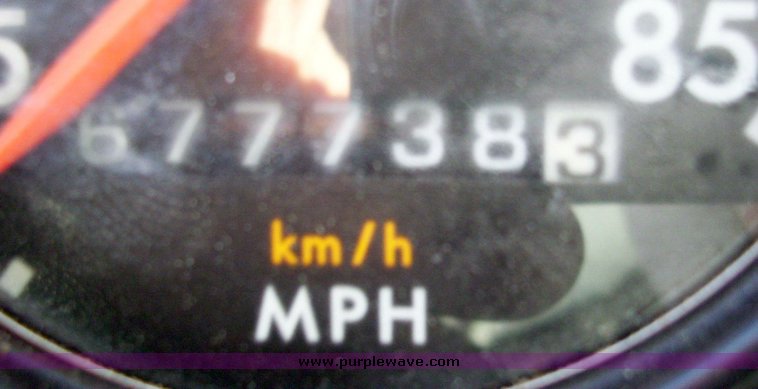 image for item 5328 1992 Freightliner Conventional FLD120 sleeper