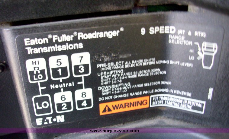 image for item 5328 1992 Freightliner Conventional FLD120 sleeper