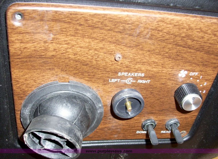 image for item 5328 1992 Freightliner Conventional FLD120 sleeper