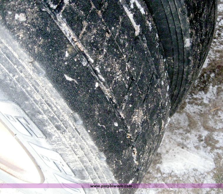 image for item 6821 1984 Timpte 42' double hopper grain trailer