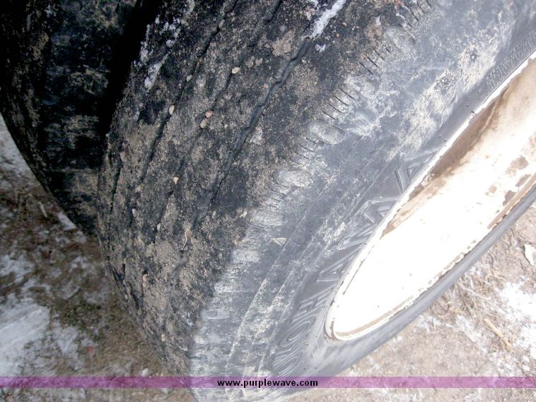 image for item 6821 1984 Timpte 42' double hopper grain trailer