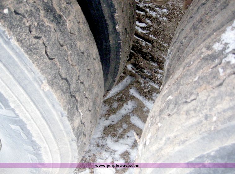 image for item 6822 1984 Timpte 42' double hopper grain trailer