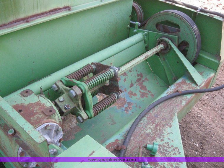 image for item 6830 John Deere E0200 stack wagon