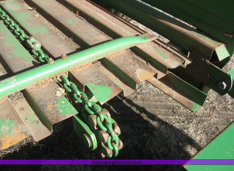 image for item 6830 John Deere E0200 stack wagon