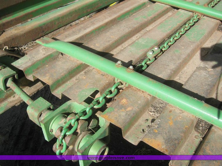 image for item 6830 John Deere E0200 stack wagon