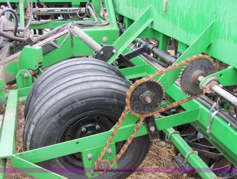 image for item 7043 Great Plains 30' drill