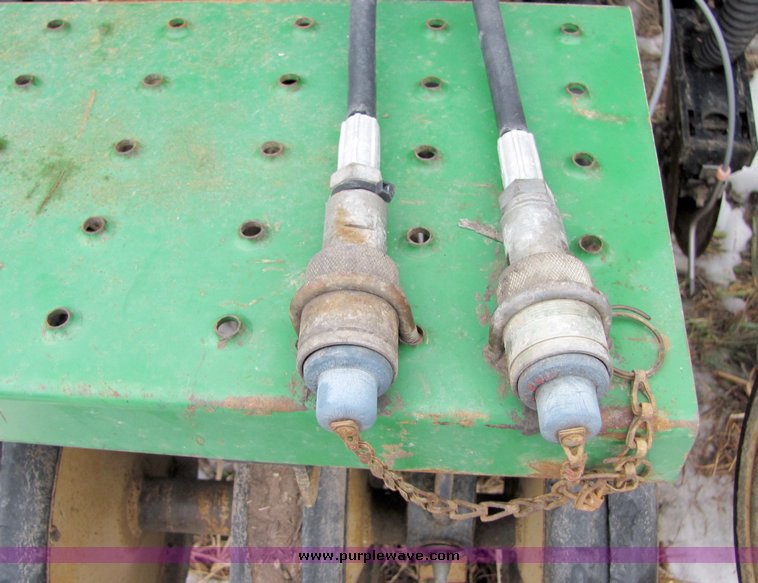 image for item 7043 Great Plains 30' drill