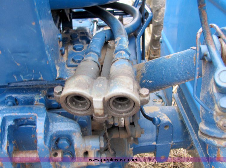 image for item 7044 460 Long tractor