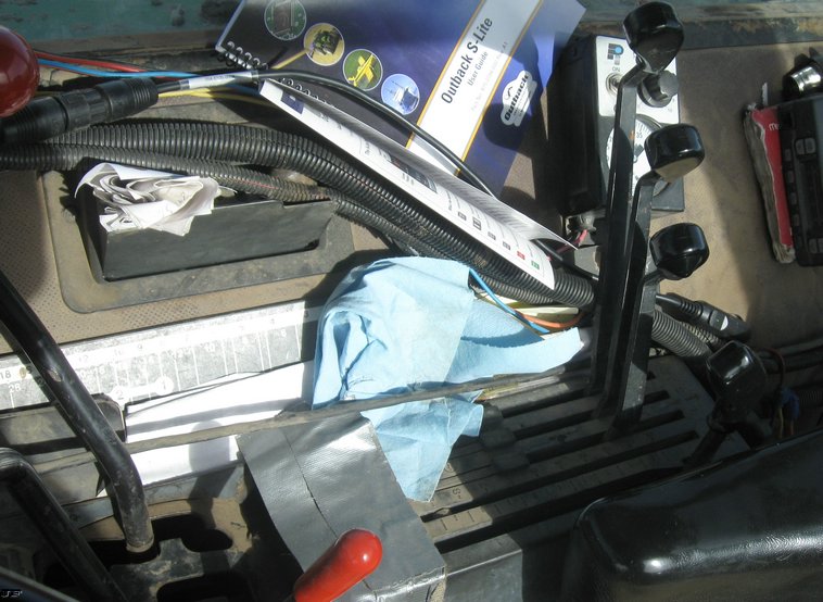 image for item 8032 1987 John Deere 4650 tractor