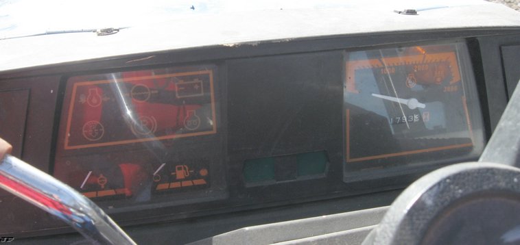 image for item 8036 1988 Ford 1720 tractor with loader