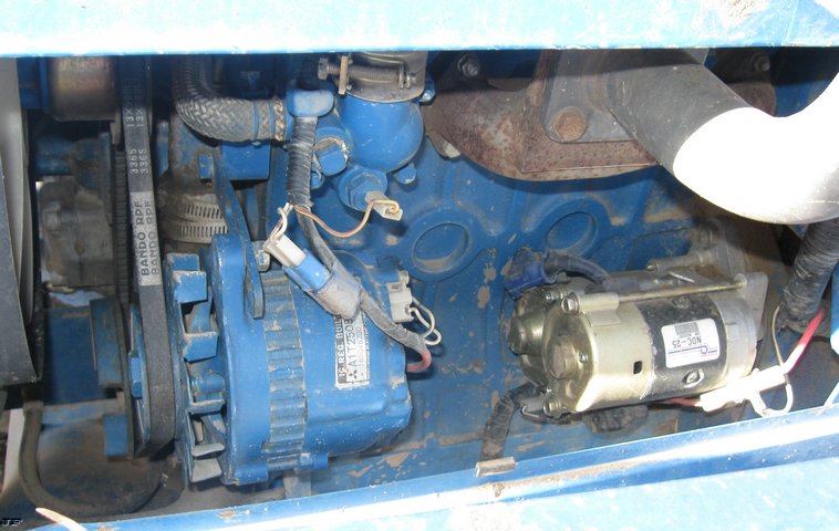 image for item 8036 1988 Ford 1720 tractor with loader