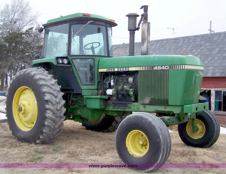 image for item 8600 1981 John Deere 4640