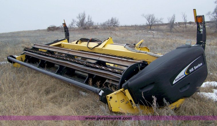 image for item 8603 New Holland Haybine HS series 18' swather header