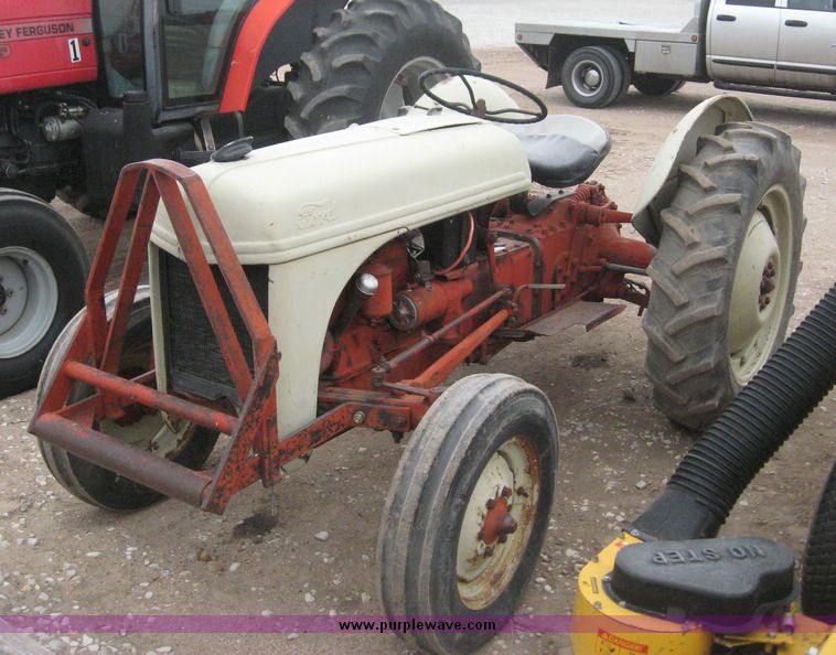 image for item 8975 Ford 8N tractor