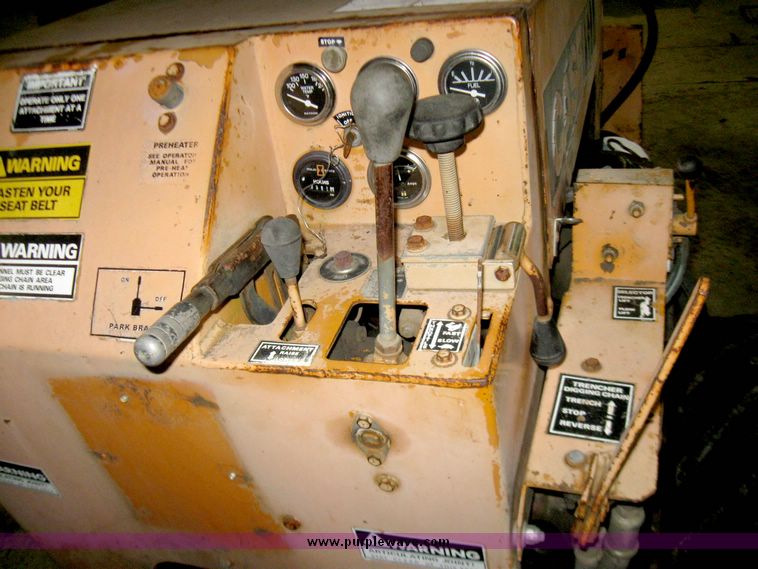 image for item 3748 Case Maxi Sneaker