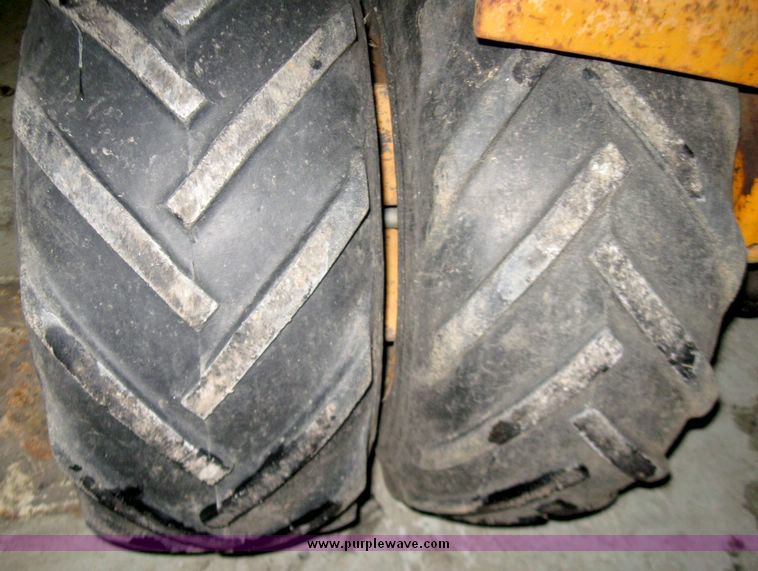 image for item 3748 Case Maxi Sneaker