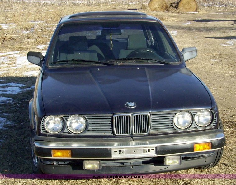 image for item 4123 1987 BMW 325E