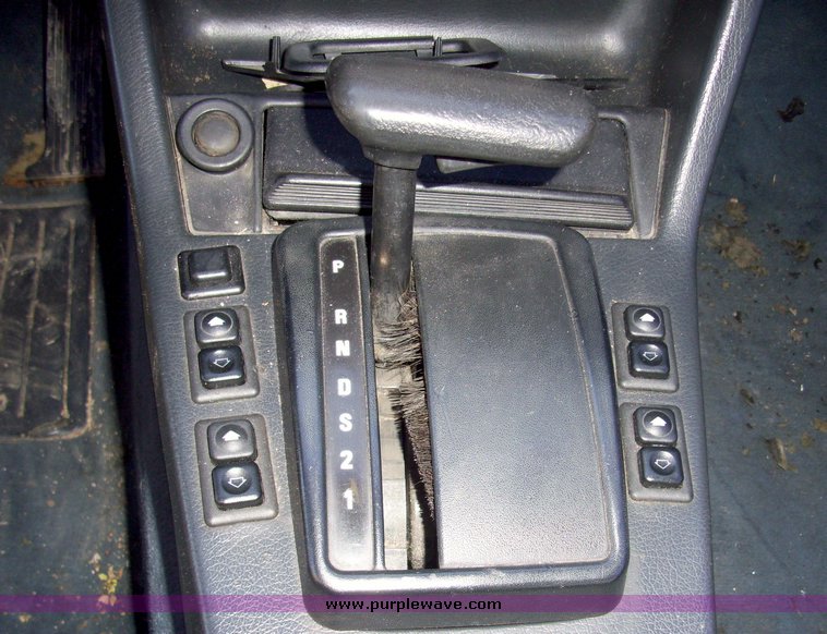 image for item 4123 1987 BMW 325E