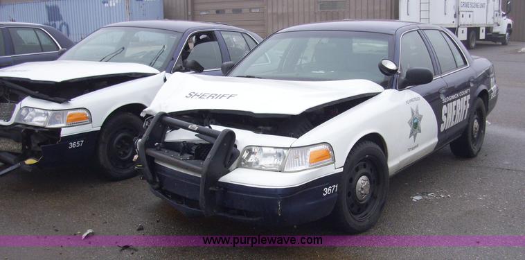 image for item 4131 2006 Ford Crown Victoria Police Intercepter