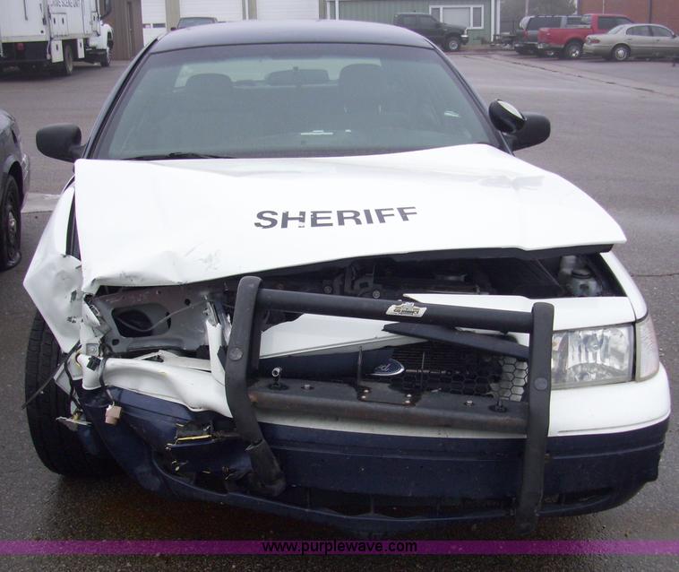 image for item 4131 2006 Ford Crown Victoria Police Intercepter