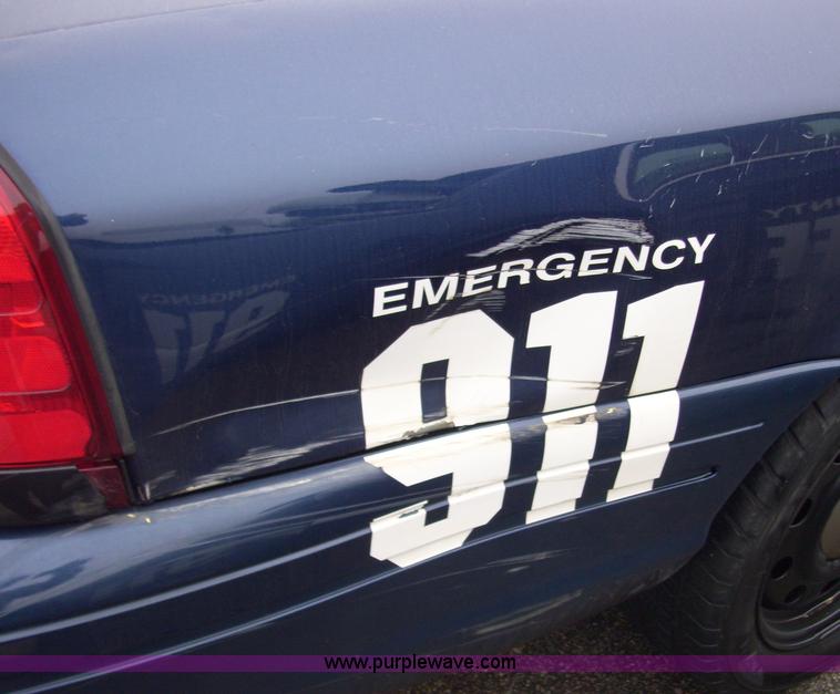 image for item 4131 2006 Ford Crown Victoria Police Intercepter