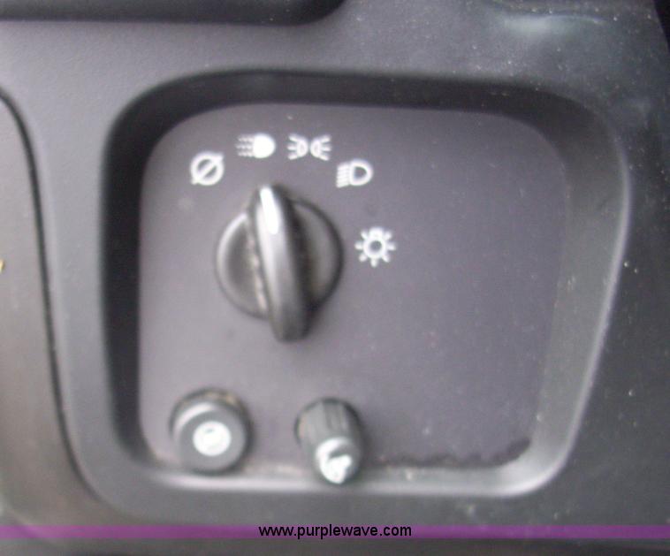 image for item 4133 2006 Chevrolet Express G3500 van