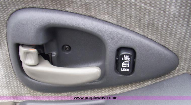 image for item 4135 1998 Chevrolet Lumina