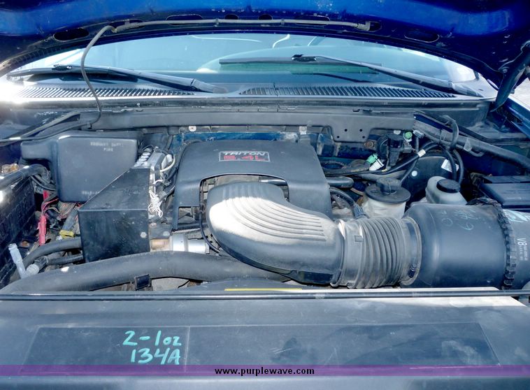 image for item 5121 1998 Ford F150 pickup truck