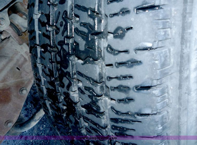 image for item 5121 1998 Ford F150 pickup truck