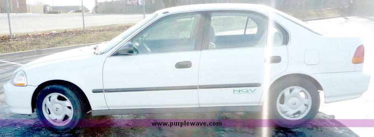 image for item 5123 1998 Honda Civic GX