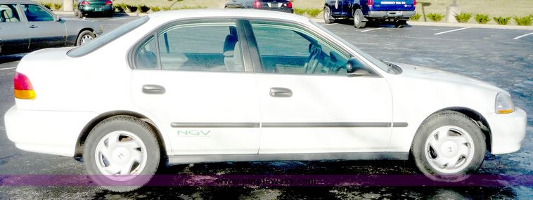 image for item 5123 1998 Honda Civic GX