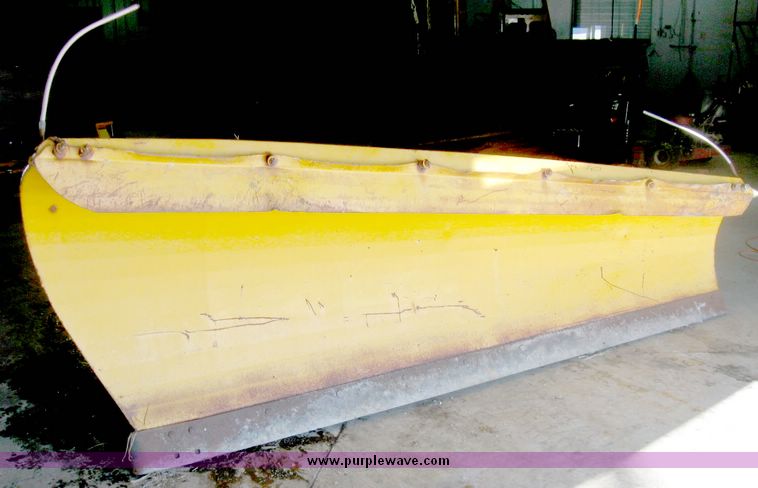 image for item 5187 10' snow plow