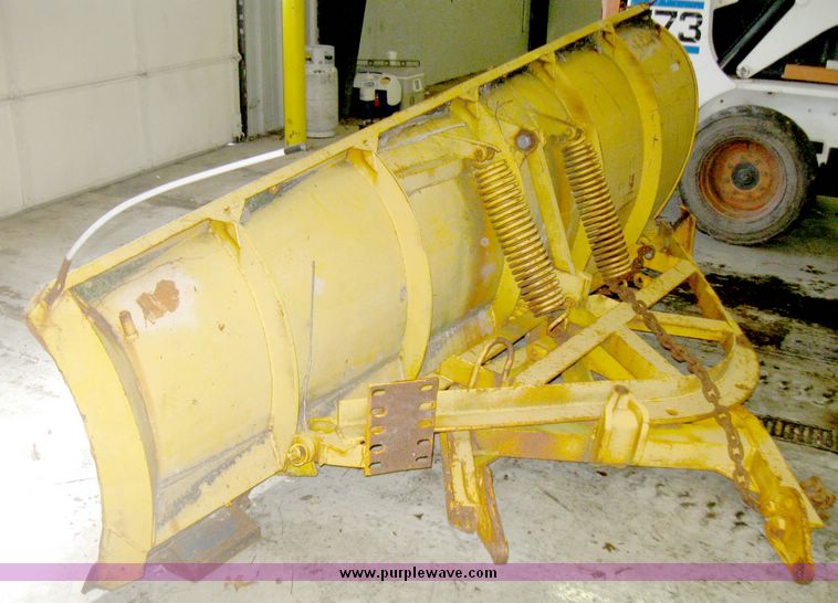 image for item 5187 10' snow plow