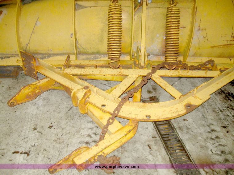 image for item 5187 10' snow plow