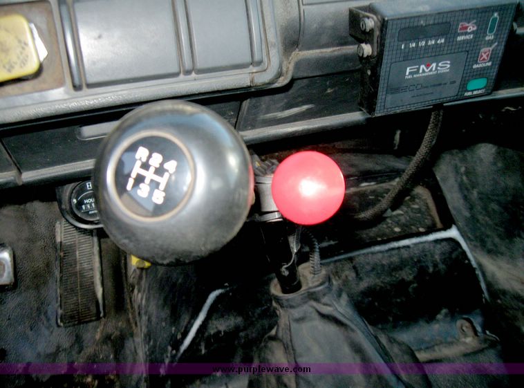 image for item 5246 1995 Chevrolet Kodiak C7H042 with 14.5' bed