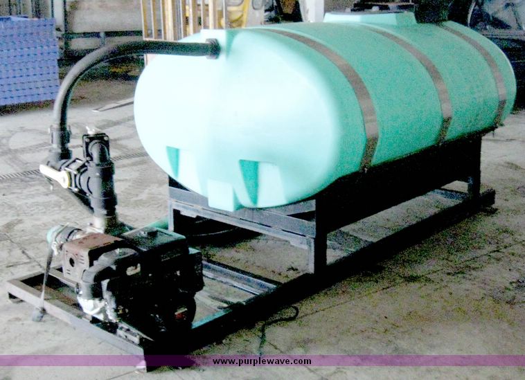 image for item 5247 500 gallon pickup mount poly tank