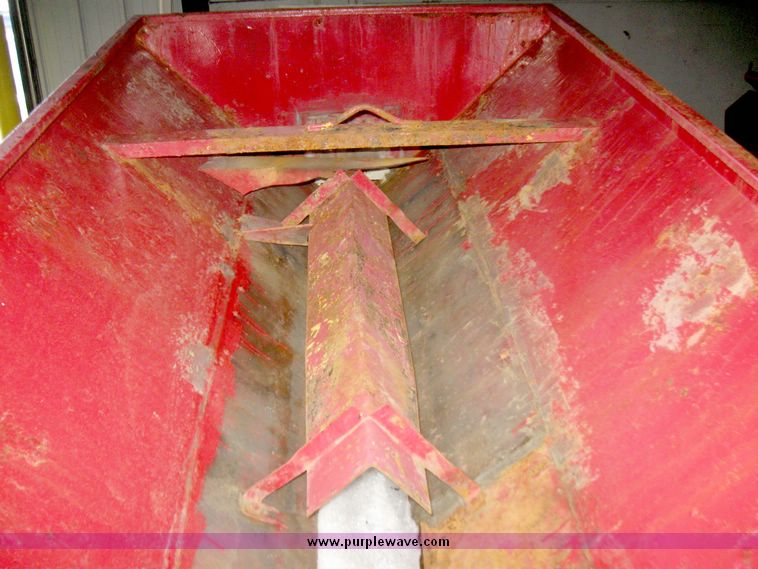 image for item 5248 Pickup mount salt spreader