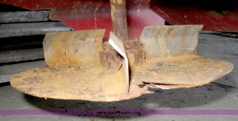image for item 5248 Pickup mount salt spreader