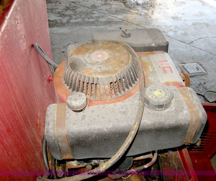 image for item 5248 Pickup mount salt spreader