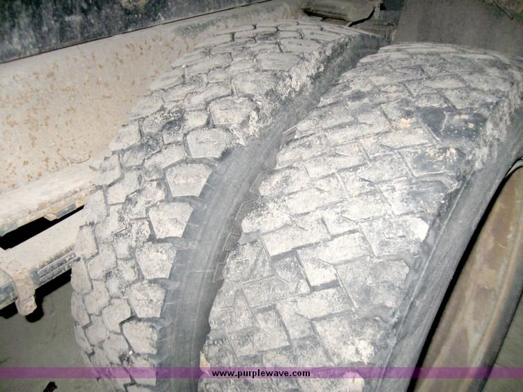 image for item 5249 2000 Chevrolet C3500-HD pickup with 12' dump bed