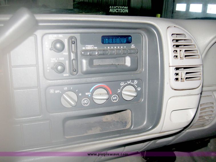 image for item 5249 2000 Chevrolet C3500-HD pickup with 12' dump bed