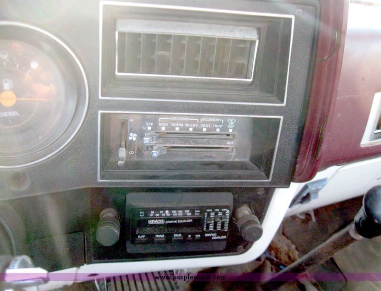 image for item 5251 1988 Chevrolet R30 pickup with 9' dump bed