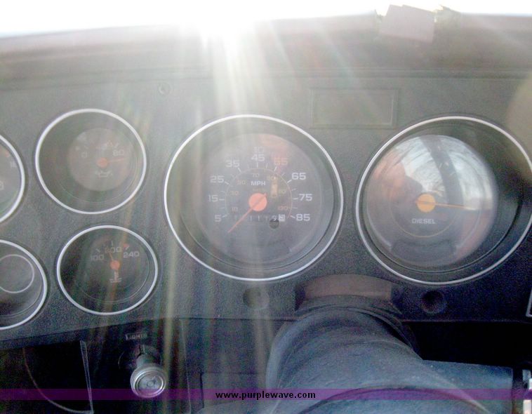 image for item 5251 1988 Chevrolet R30 pickup with 9' dump bed