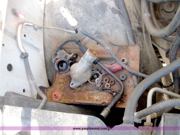 image for item 5252 1997 GMC Sierra C2500 pickup