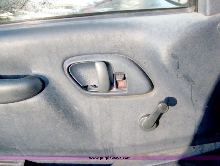 image for item 5253 1998 Chevrolet C2500 pickup