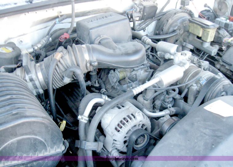 image for item 5253 1998 Chevrolet C2500 pickup