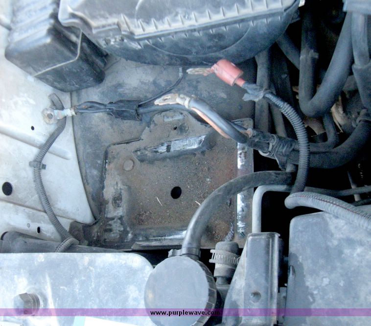 image for item 5253 1998 Chevrolet C2500 pickup