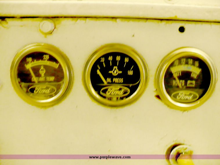 image for item 5255 Pull behind wood chipper