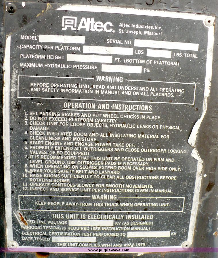 image for item 5256 1989 GMC C6500 C7D042 boom truck