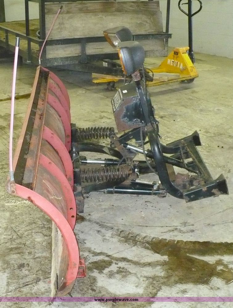 image for item 5257 Hiniker snow blade